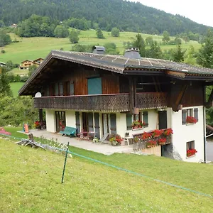https://le-bois-des-louison.hotels-rhonealpes.com